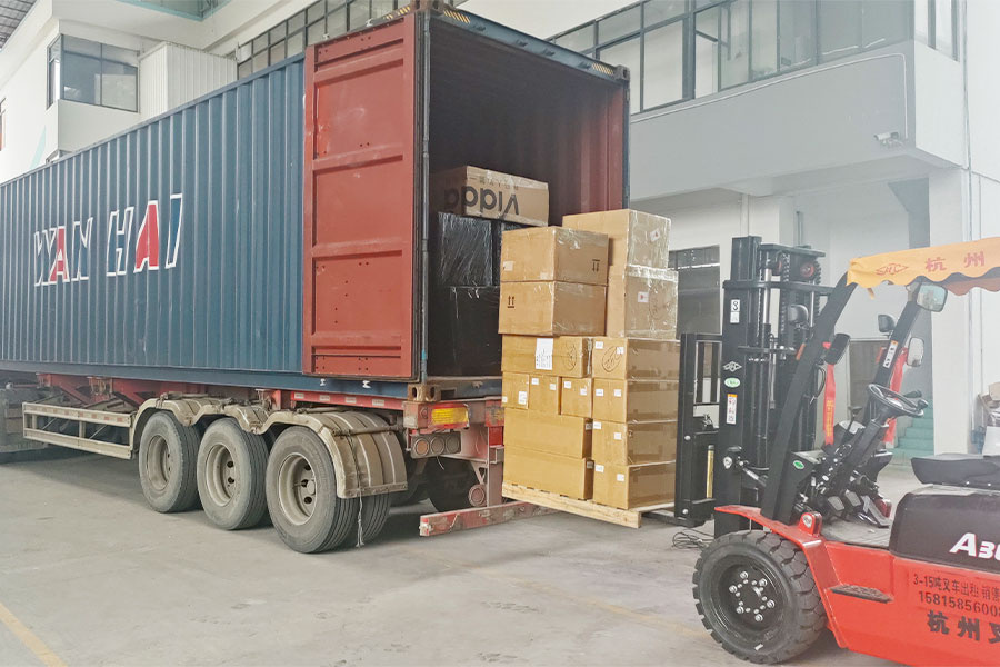 Mixed SKU container loading in Guangzhou